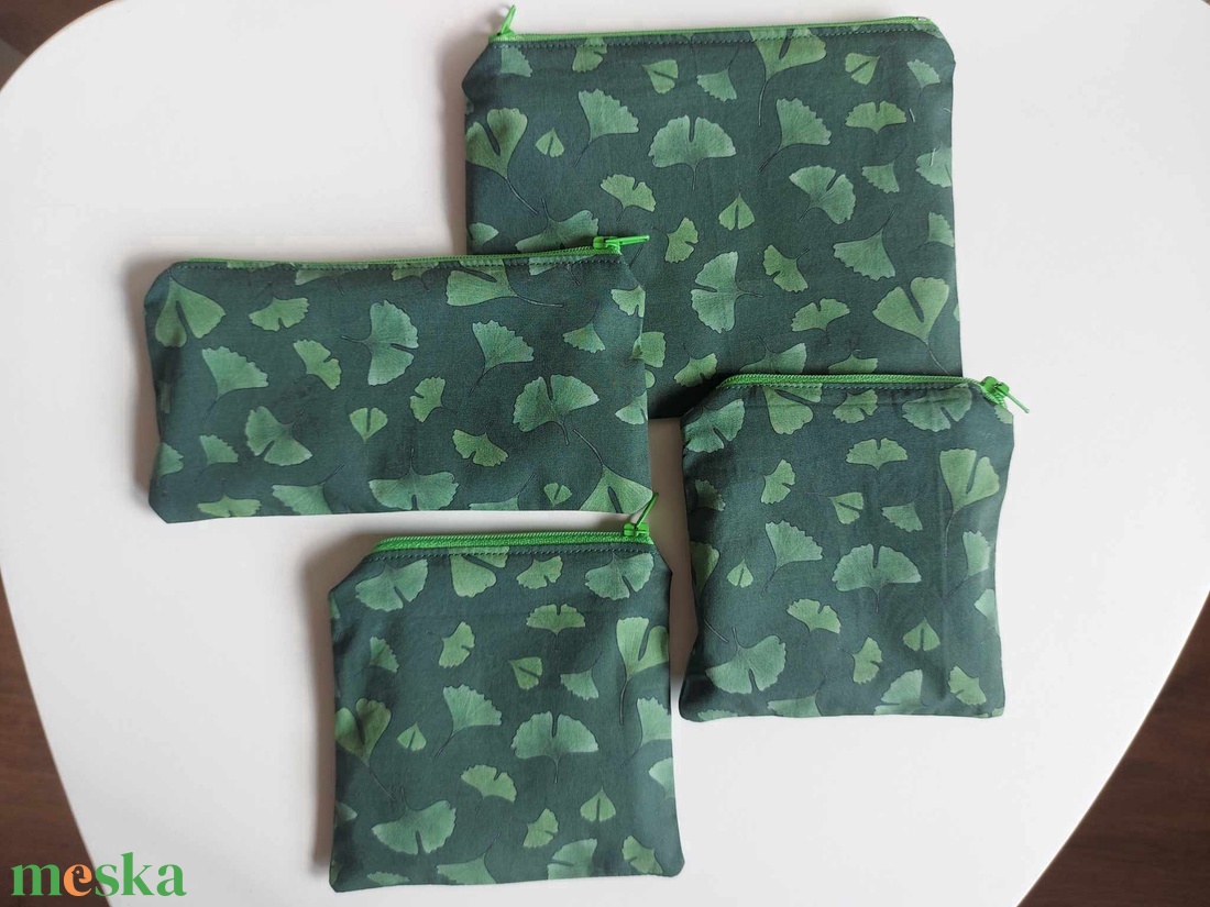 Gingko mintás nesszeszerek, tokok - vízhatlan belsővel, különböző méretekben - táska & tok - neszesszer - Meska.hu Gingko mintás nesszeszerek, tokok - vízhatlan belsővel, különböző méretekben - táska & tok - neszesszer - Meska.hu