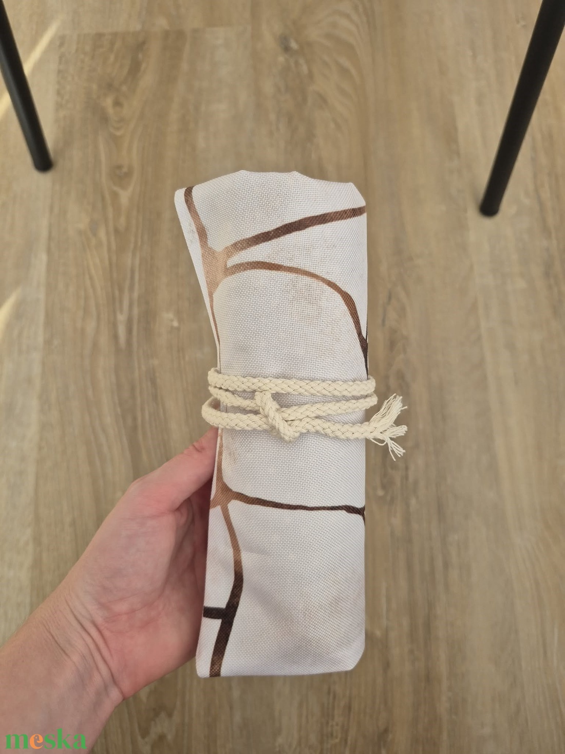 Arany-sárgapöttyös textil tok, tároló (ceruzatekercs, roll-up tartó) - otthon & életmód - papír, írószer - tolltartó & ceruzatekercs - Meska.hu