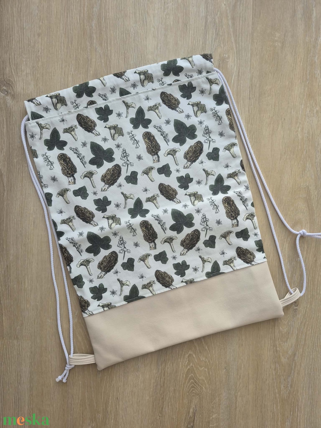 Nagyméretű erdei mintás tornazsák műbőr aljjal - egyedi mintával! - táska & tok - hátizsák - tornazsák, gymbag - Meska.hu