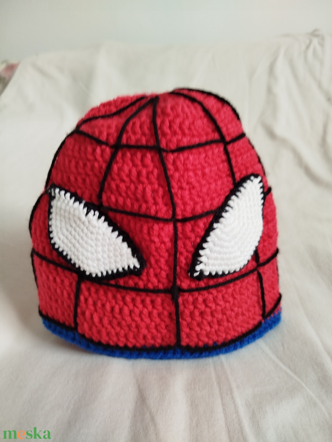 Horgolt gyereksapka- Pókember mesefigurás   - ruha & divat - sál, sapka, kendő - sapka - Meska.hu