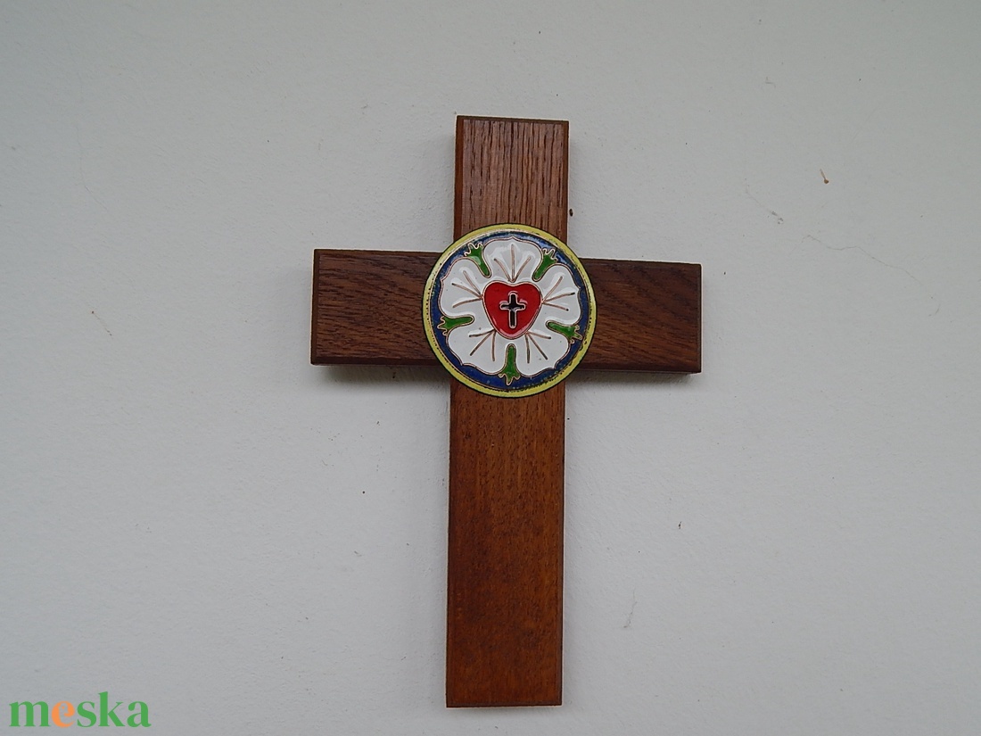 Fakereszt, Luther rózsával - otthon & életmód - vallás - kereszt - Meska.hu Fakereszt, Luther rózsával - otthon & életmód - vallás - kereszt - Meska.hu