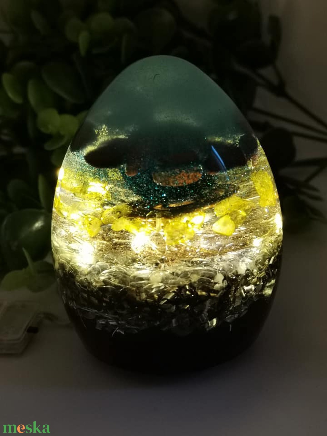  Auravédő, sikert és bőséget vonzó, bölcsesség. Sungit-Orgonit gömbkúp- lámpa-fekete bolygó kék ködben  - otthon & életmód - lámpa - hangulatlámpa - Meska.hu