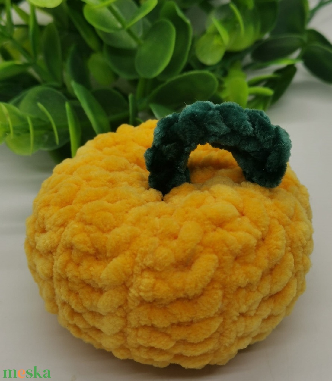 Horgolt halowen tököcskék (tök) zseniliából 8 -9 cm több színben - otthon & életmód - dekoráció - halloween - halloweeni tök - Meska.hu Horgolt halowen tököcskék (tök) zseniliából 8 -9 cm több színben - otthon & életmód - dekoráció - halloween - halloweeni tök - Meska.hu