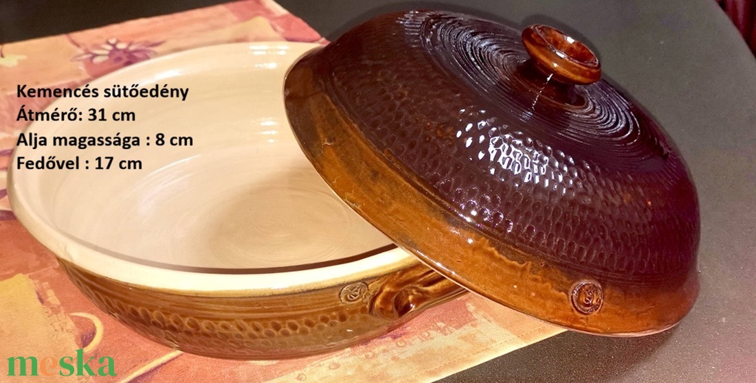 Barna bézs kemencés sütőedény karcolt díszítéssel - otthon & életmód - konyhafelszerelés, tálalás - tálalás - tányér & étkészlet - Meska.hu