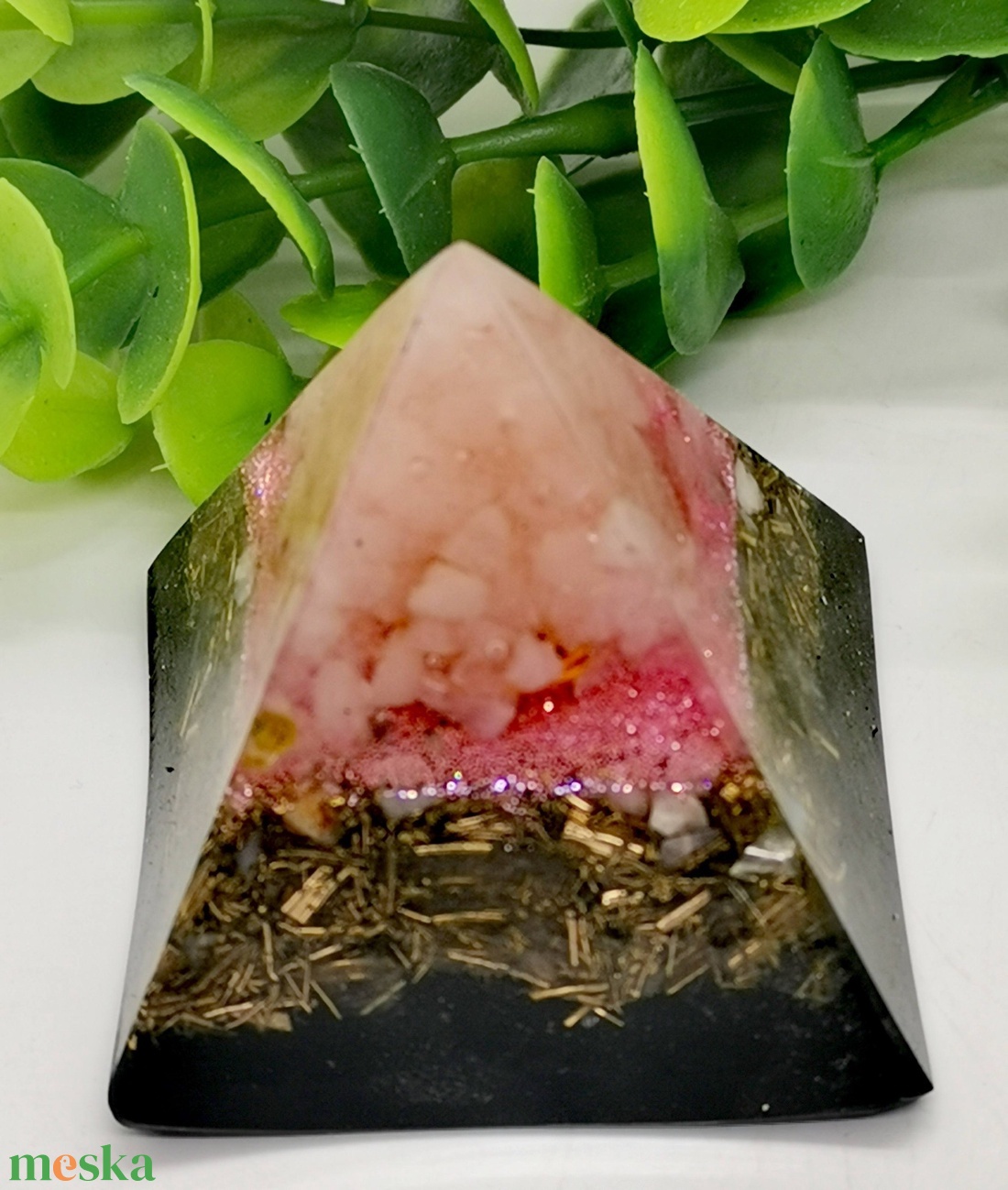  Szeretet, harmónia  piramisa.  - otthon & életmód - dekoráció - spiritualitás - orgonit piramis - Meska.hu