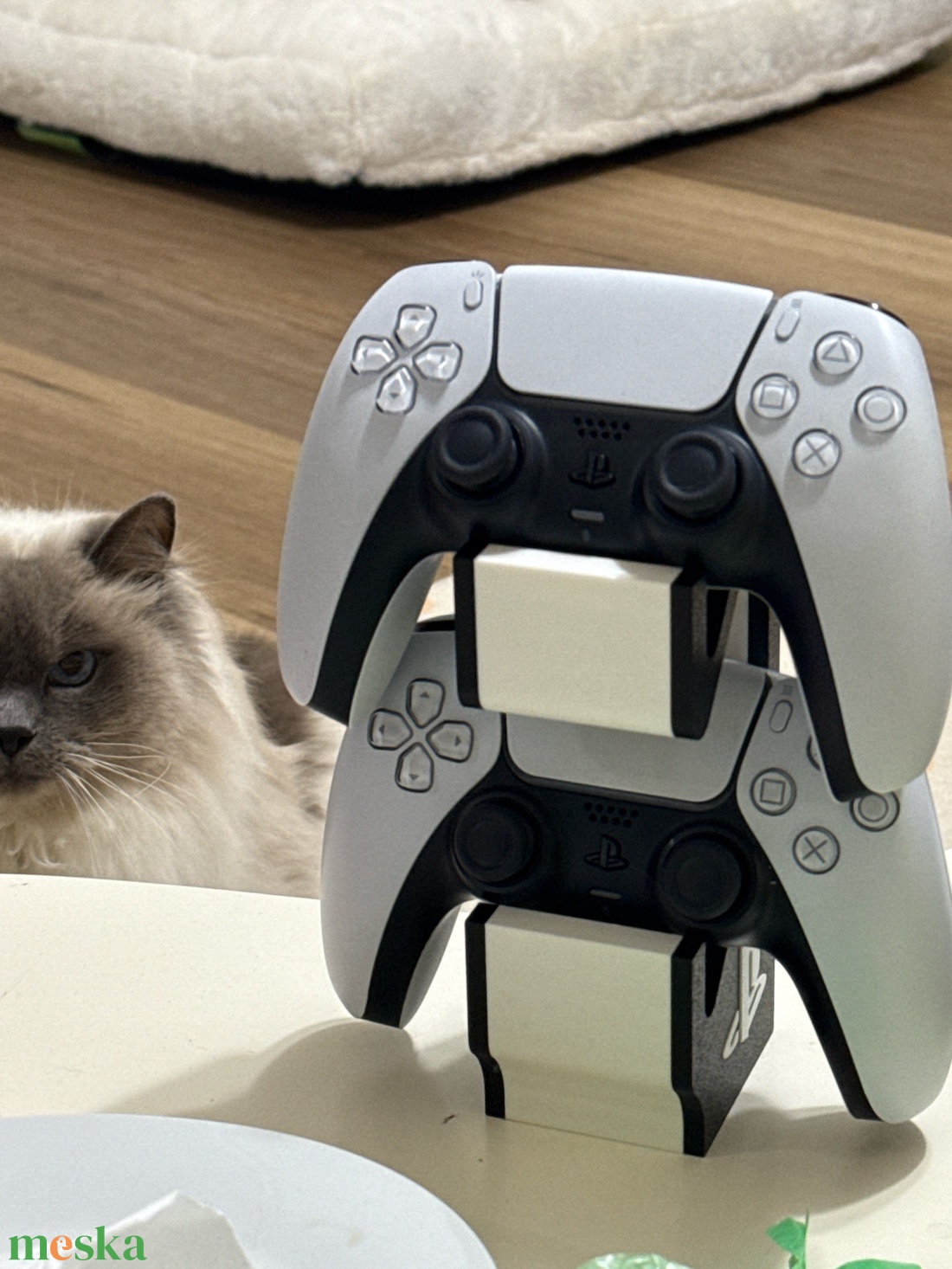 Playstation 5 dupla kontroller állvány - otthon & életmód - babaszoba, gyerekszoba - játéktároló - Meska.hu