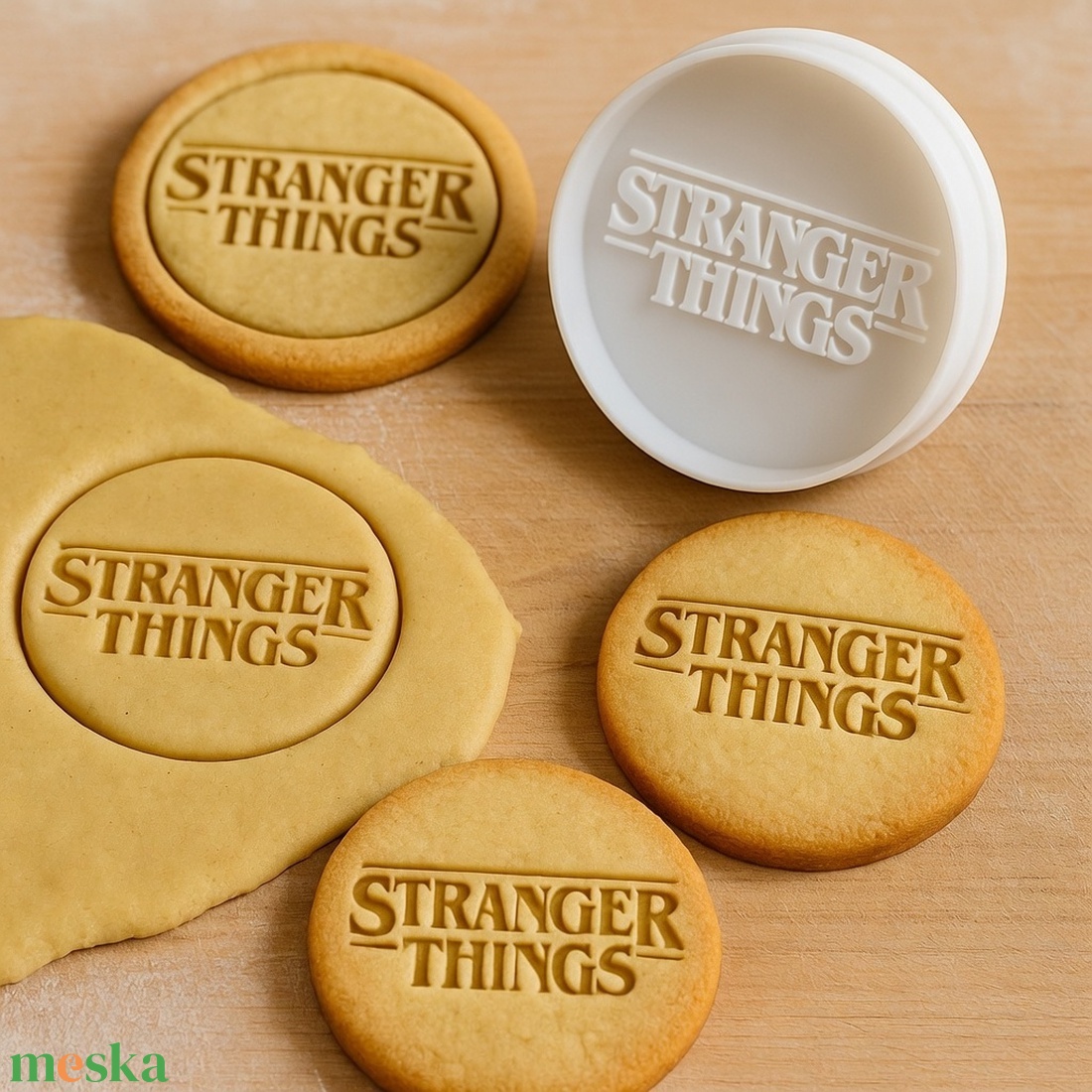 Stranger Things logó sütikiszúró/sütemény forma - otthon & életmód - konyhafelszerelés, tálalás - sütés, főzés - sütikiszúró - Meska.hu
