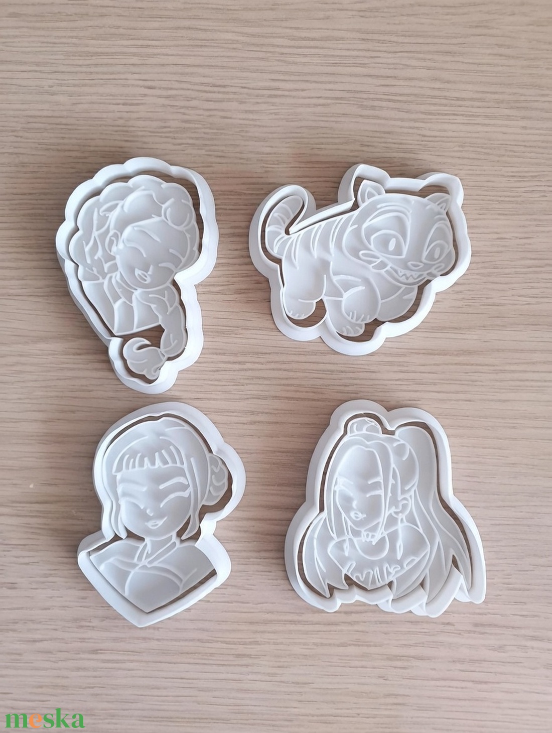 K-pop démonvadászok sütikiszúró/sütemény forma 4db-os szett - otthon & életmód - konyhafelszerelés, tálalás - sütés, főzés - sütikiszúró - Meska.hu