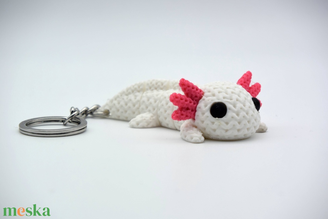 Cuki, 3D nyomtatott baby axolotl kulcstartó, különleges horgolt hatású mintával. - táska & tok - kulcstartó & táskadísz - kulcstartó - Meska.hu