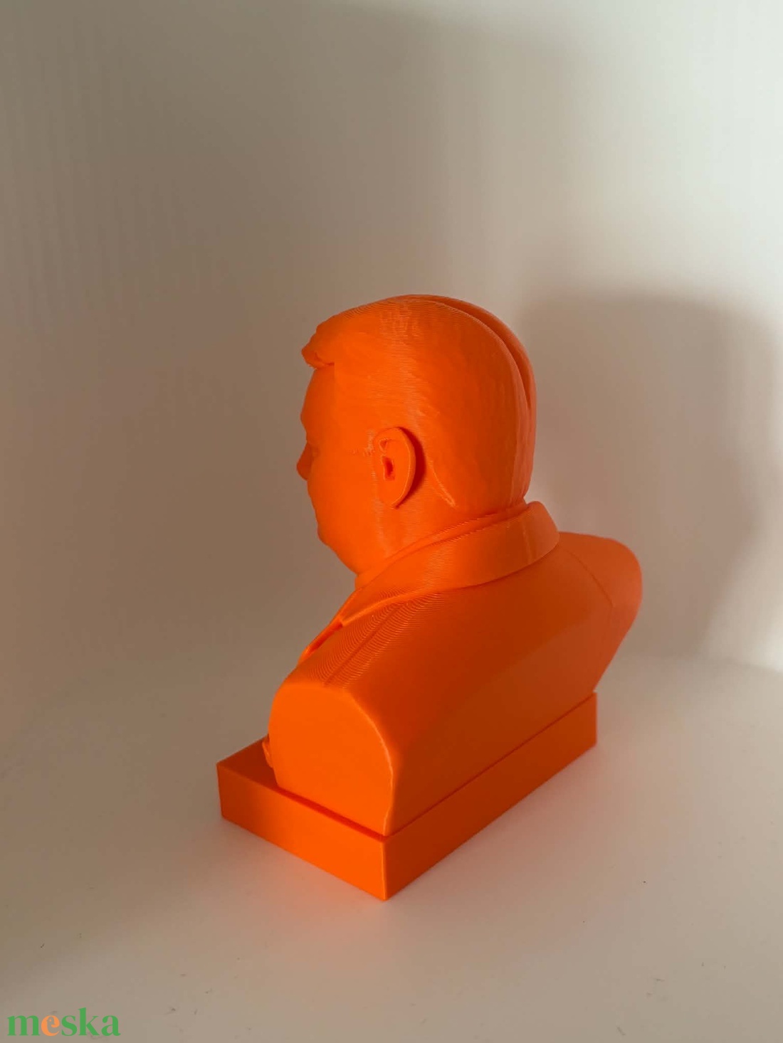 Orbán Viktor 3D nyomtatott szobor � Egyedi kézműves dísztárgy és ajándék - otthon & életmód - dekoráció - asztal és polc dekoráció - könyvszobor - Meska.hu