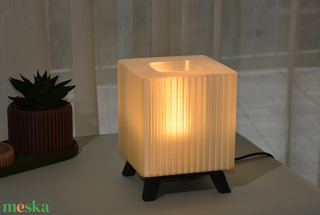 Baladin Icecube 3.0 - otthon & életmód - lámpa - asztali lámpa - Meska.hu