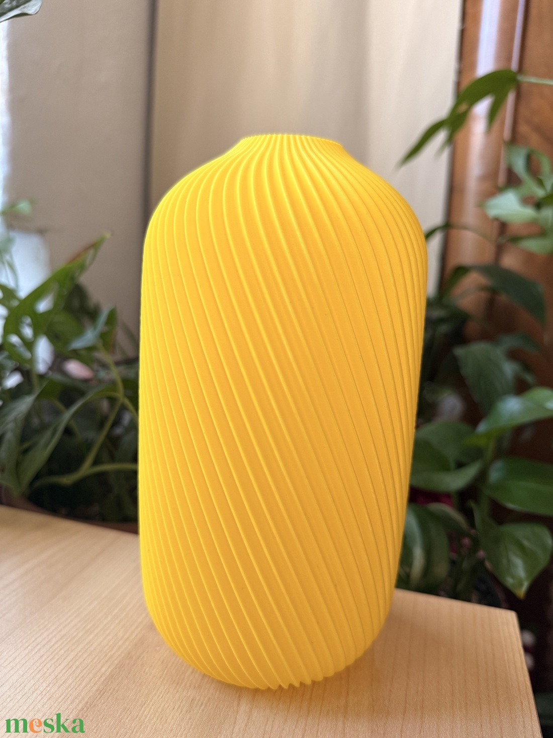 Spirál mintás szárazvirág váza - otthon & életmód - virágdekoráció - virágtartó - váza - Meska.hu