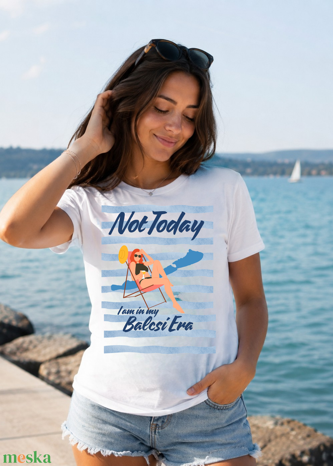 �I am in my Balcsi Era Balatonos női pamut póló - ruha & divat - női ruha - póló, felső - Meska.hu