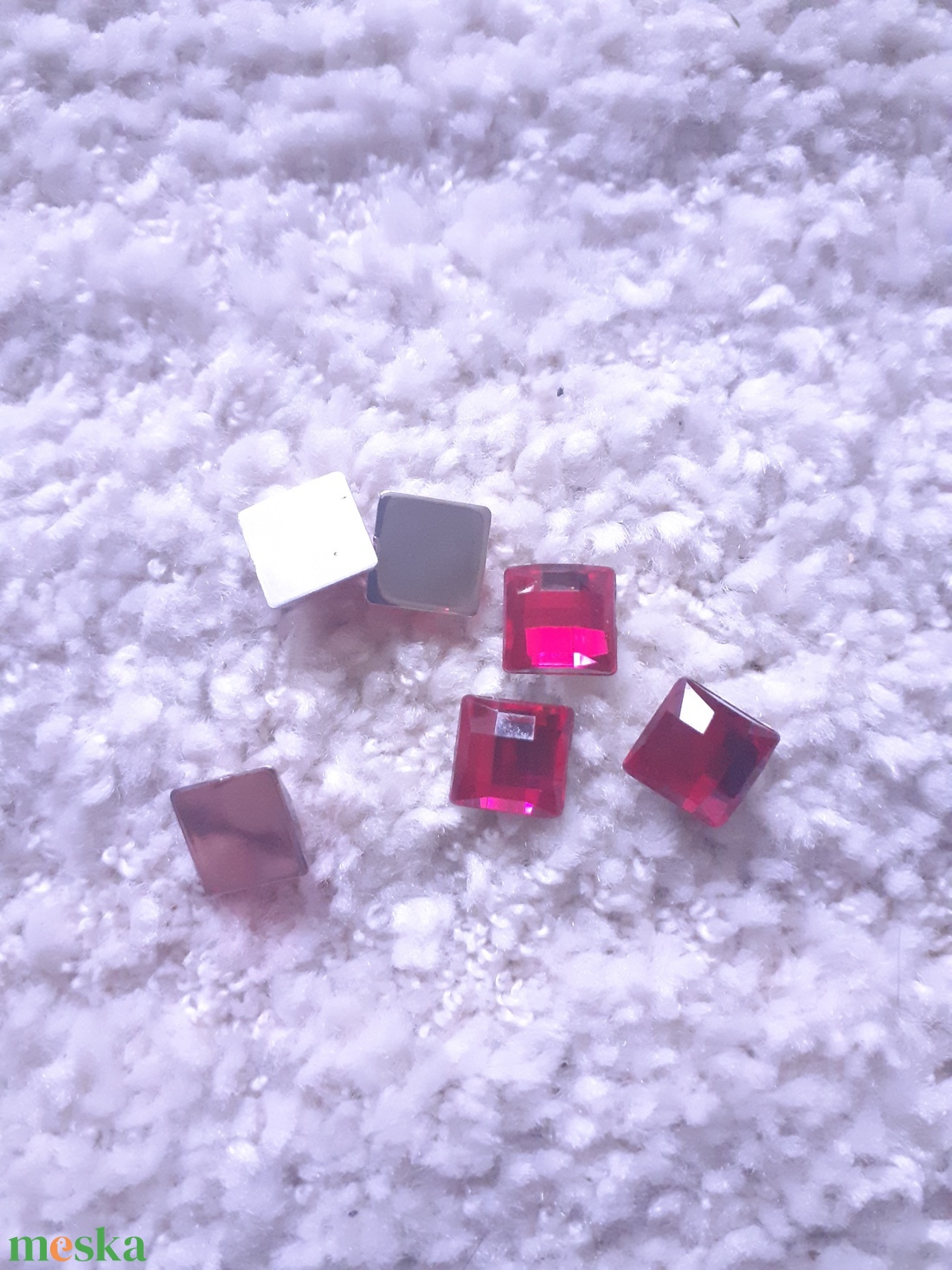 Ragasztható/foglalható négyzet alakú strasszkő pink - kellékek & szerszámok - gyöngyfűzés kellékek - flitter, strassz - Meska.hu Ragasztható/foglalható négyzet alakú strasszkő pink - kellékek & szerszámok - gyöngyfűzés kellékek - flitter, strassz - Meska.hu