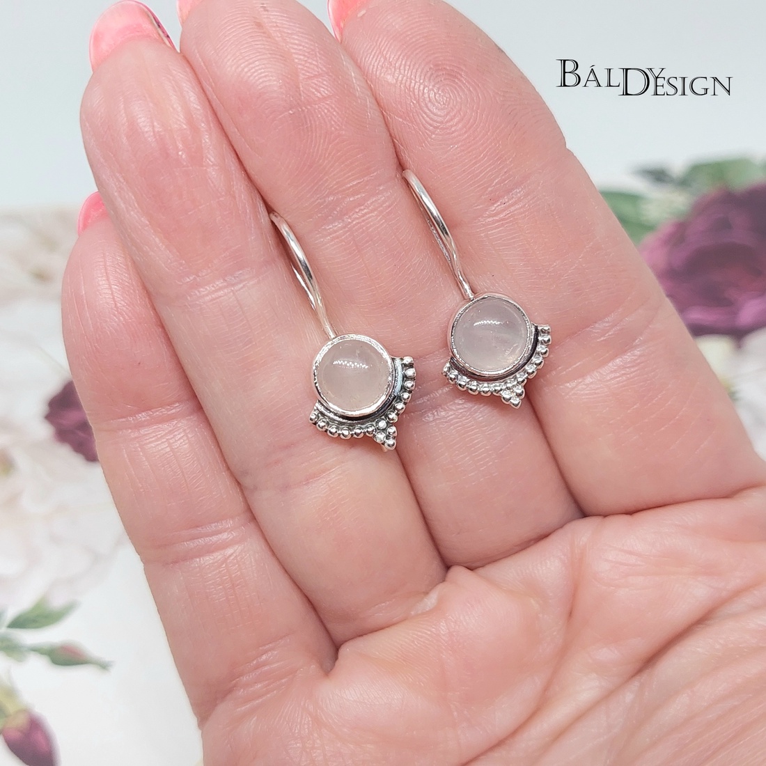 Holdköves ezüst fülbevaló - ékszer - fülbevaló - lógó fülbevaló - Meska.hu