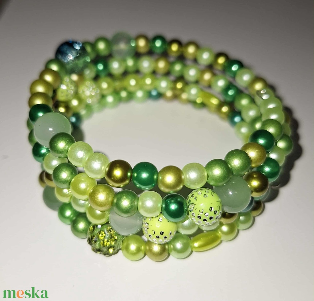 Karácsonyi Zöld Memóriadrótos Karkötő - ékszer - karkötő - memóriadrótos karkötő - Meska.hu