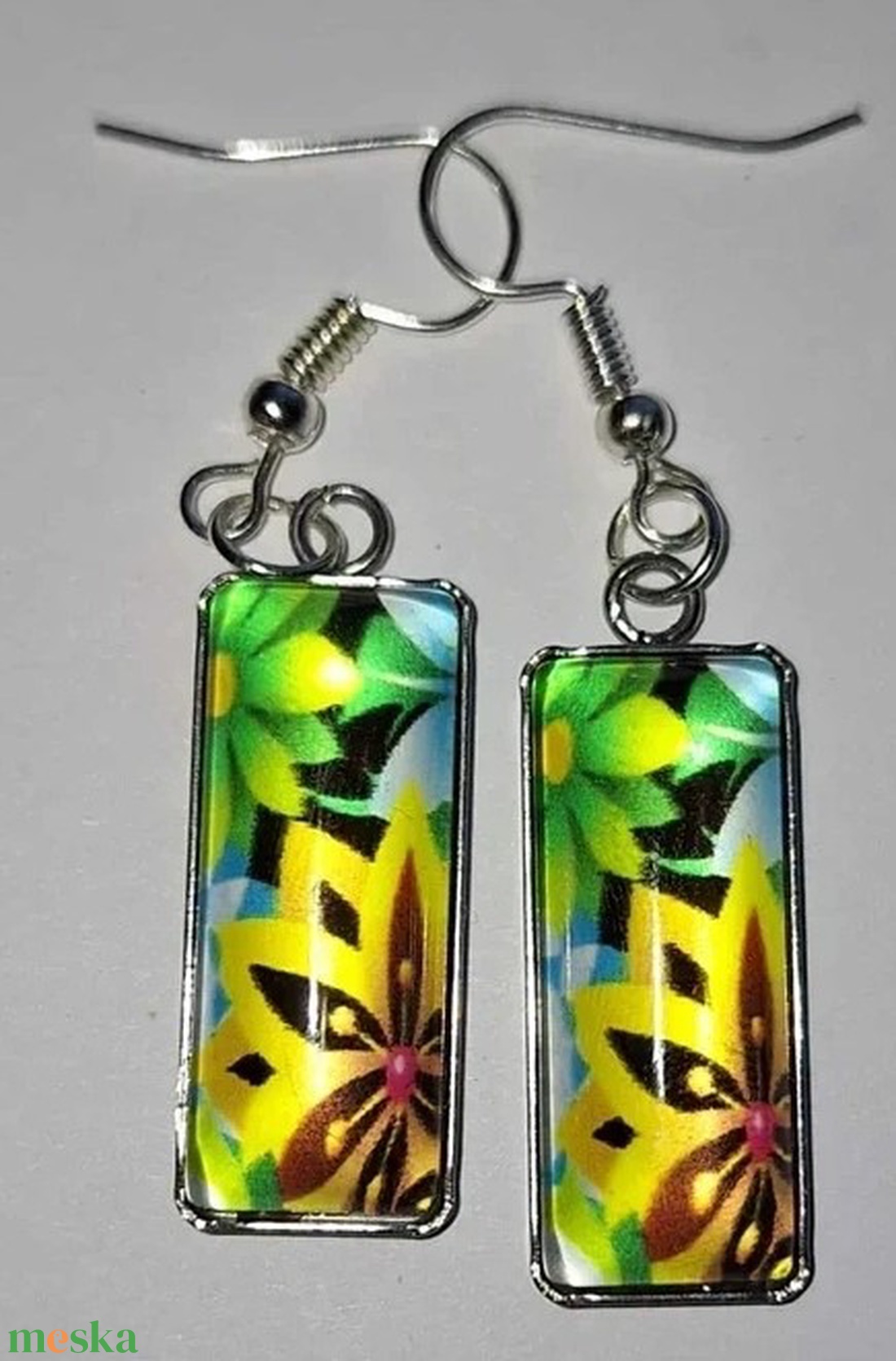 Élénk Sárga-Zöld Virágok - Fülbevaló - ékszer - fülbevaló - lógó fülbevaló - Meska.hu