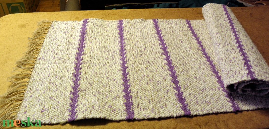 Lila-fehér cirmos, lila rozmaring mintával. 46 cm. KESKENY - otthon & életmód - dekoráció - kép & falikép - vászonkép - Meska.hu Lila-fehér cirmos, lila rozmaring mintával. 46 cm. KESKENY - otthon & életmód - dekoráció - kép & falikép - vászonkép - Meska.hu