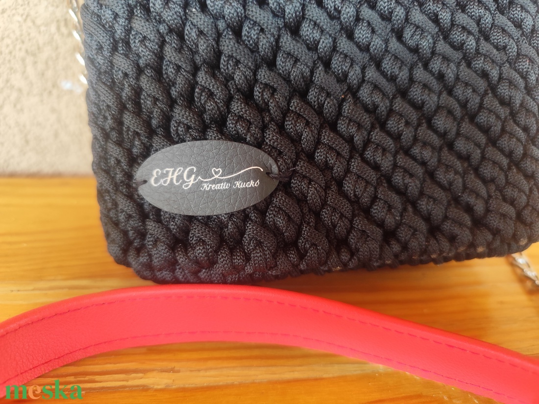 Horgolt kis táska  - táska & tok - kézitáska & válltáska - válltáska - Meska.hu Horgolt kis táska  - táska & tok - kézitáska & válltáska - válltáska - Meska.hu