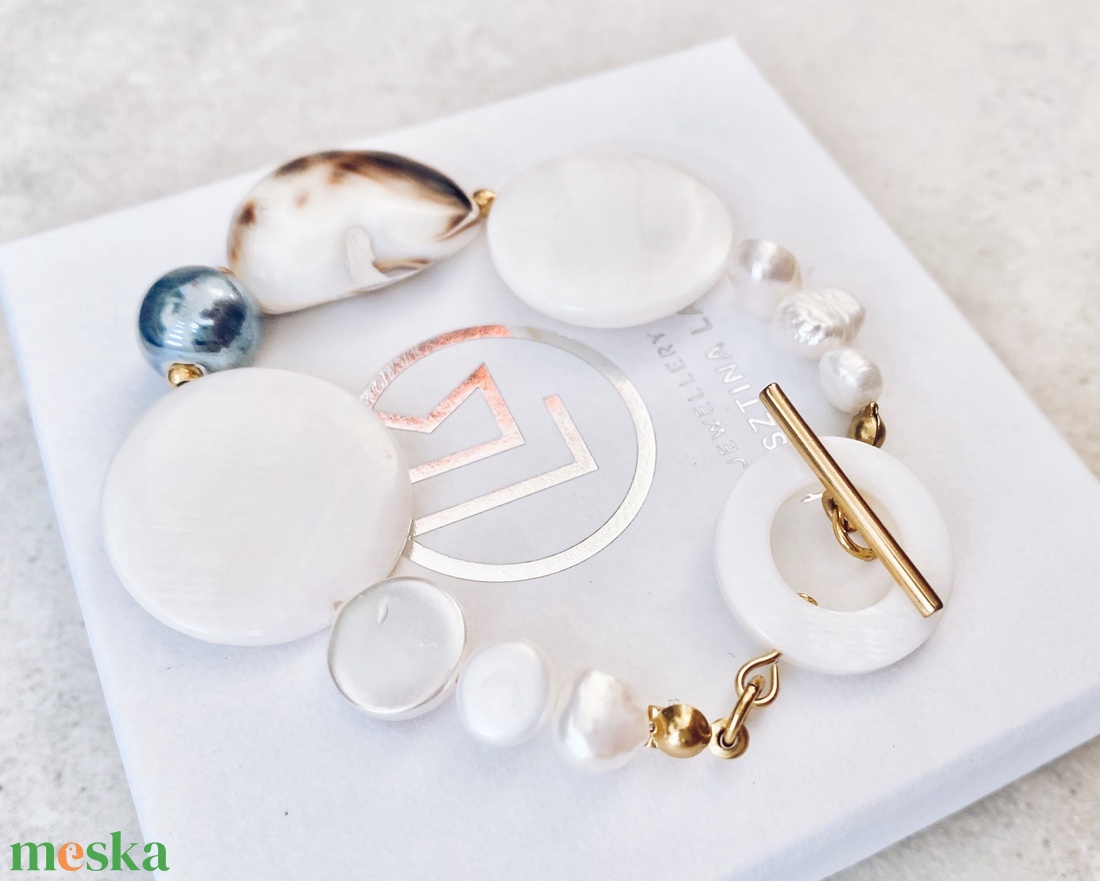 Krisztina Lango gyöngyház, tenyésztett gyöngy karkötő - ékszer - karkötő - ásványkarkötő - Meska.hu