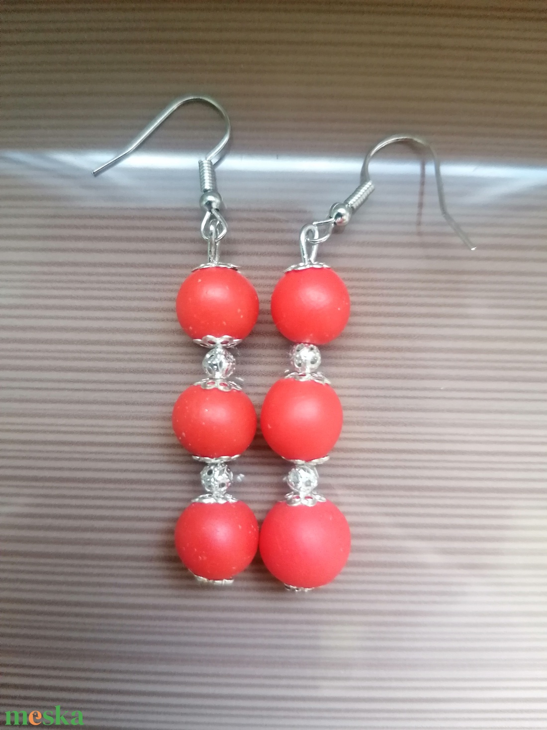 Egyedi lógó fülbevaló süthető gyurmából - ékszer - fülbevaló - lógó fülbevaló - Meska.hu