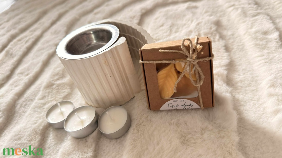 Illatviasz csomag párologtatóval, valamint teamécsessel - otthon & életmód - gyertya, illat, aroma - illatviasz - Meska.hu Illatviasz csomag párologtatóval, valamint teamécsessel - otthon & életmód - gyertya, illat, aroma - illatviasz - Meska.hu