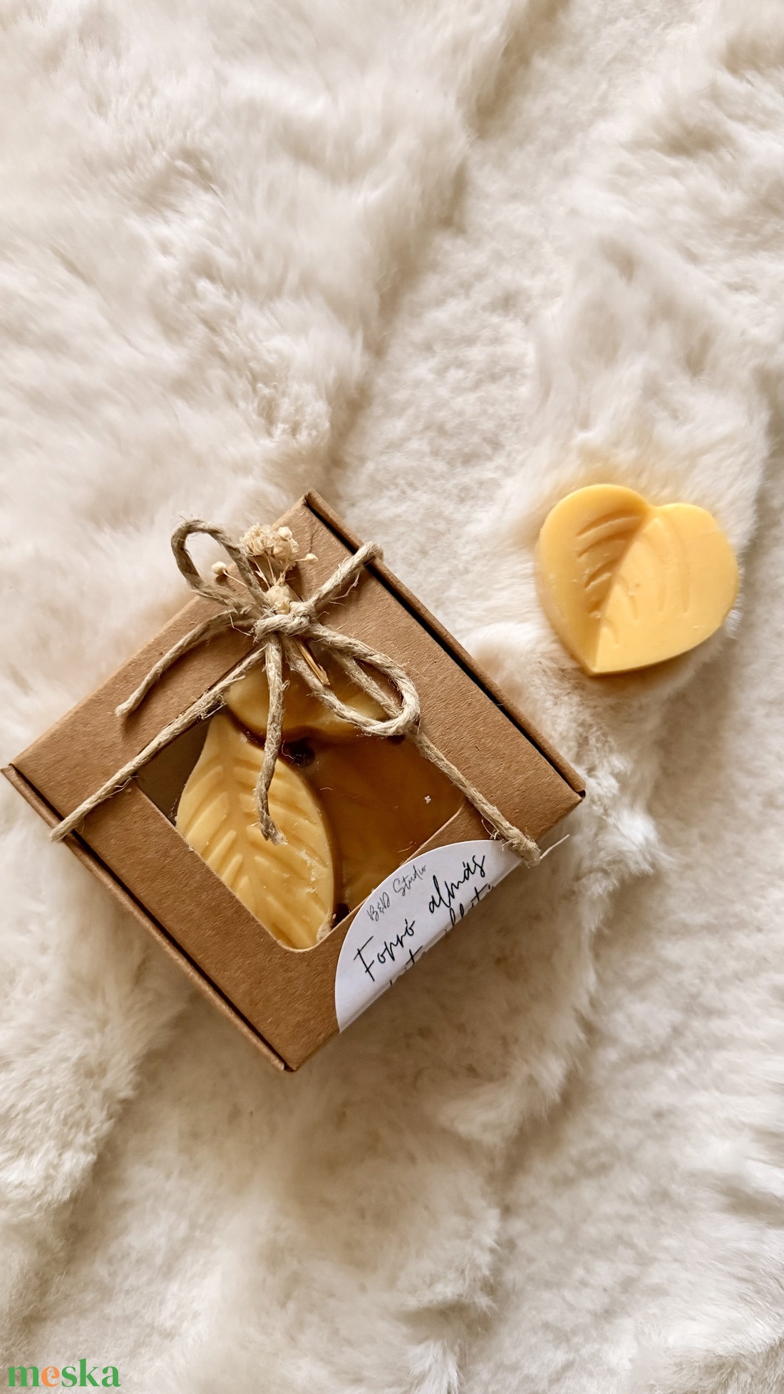 Illatviasz csomag párologtatóval, valamint teamécsessel - otthon & életmód - gyertya, illat, aroma - illatviasz - Meska.hu Illatviasz csomag párologtatóval, valamint teamécsessel - otthon & életmód - gyertya, illat, aroma - illatviasz - Meska.hu