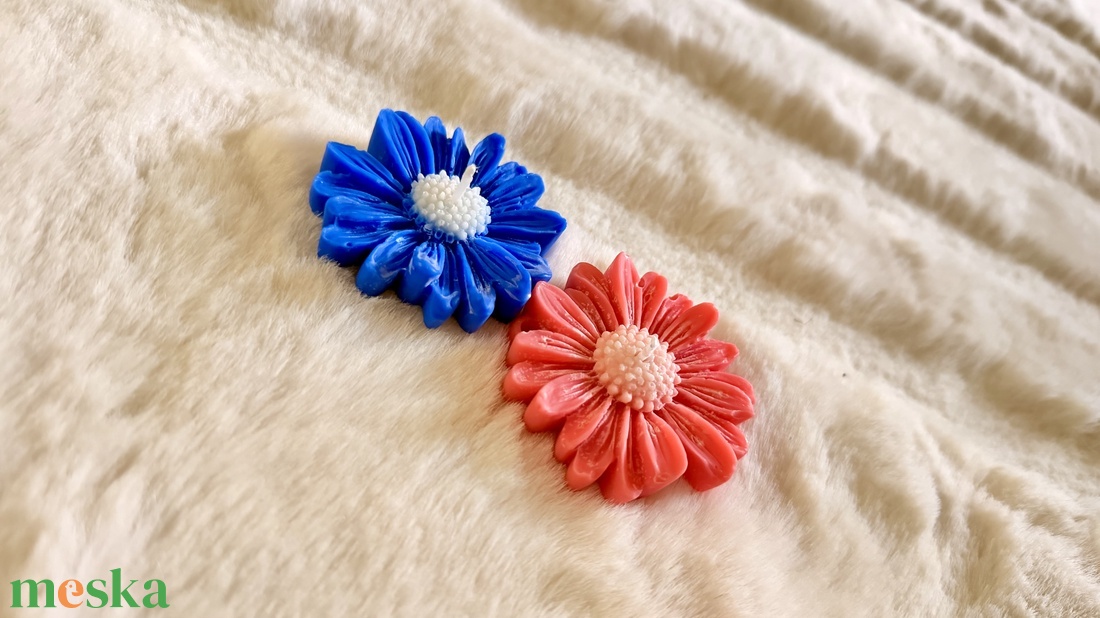 Virág alakú gyertya szójaviaszból - otthon & életmód - gyertya, illat, aroma - gyertya - Meska.hu