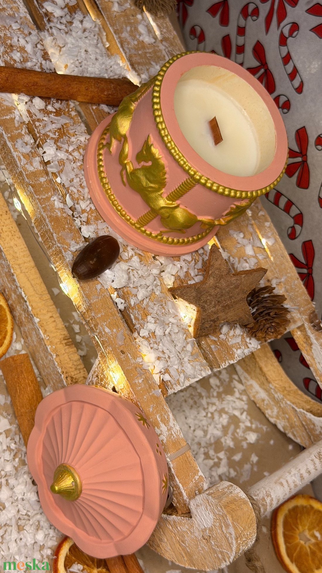 Illatgyertya körhinta formájú tégelyben - karácsony - karácsonyi lakásdekoráció - karácsonyi illatgyertya, mécses - Meska.hu