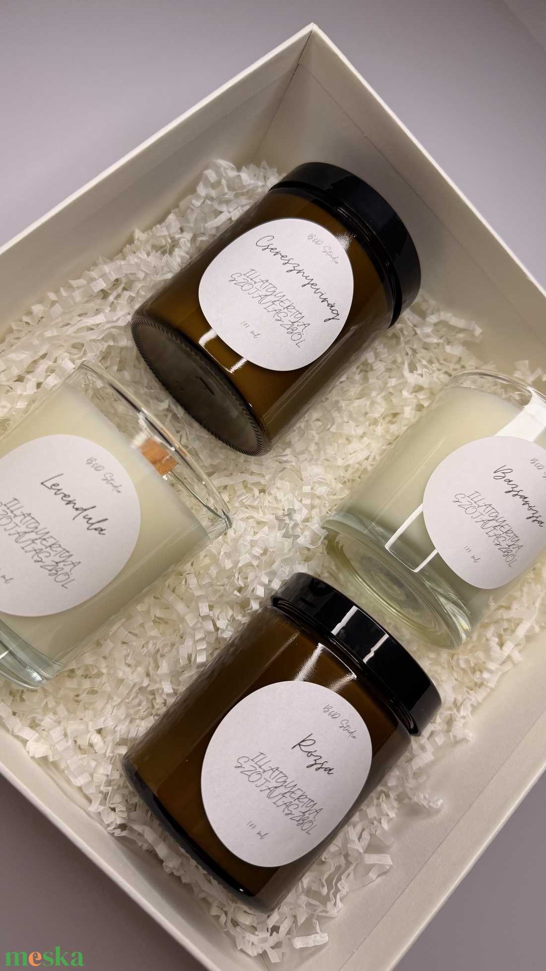 Virágillatú gyertyaválogatás � 4 darabos ajándékdoboz - INGYENES FOXPOST ÉS SAMEDAY SZÁLLÍTÁS - otthon & életmód - gyertya, illat, aroma - gyertya - Meska.hu