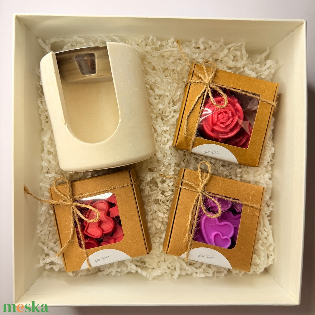 Ajándékdoboz illatviasz párologtatóval és 3 illatviasszal - INGYENES FOXPOST ÉS SAMEDAY SZÁLLÍTÁS - otthon & életmód - gyertya, illat, aroma - illatviasz - Meska.hu