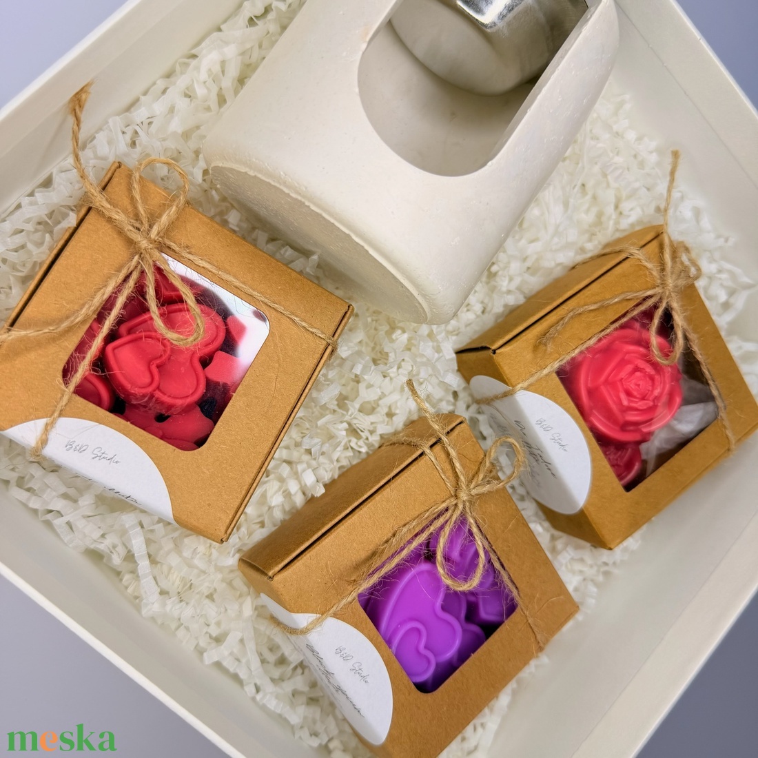 Ajándékdoboz illatviasz párologtatóval és 3 illatviasszal - INGYENES FOXPOST ÉS SAMEDAY SZÁLLÍTÁS - otthon & életmód - gyertya, illat, aroma - illatviasz - Meska.hu