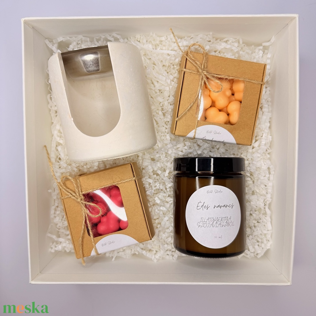 Ajándékdoboz illatviasz párologtatóval, 2 illatviasszal és gyertyával - INGYENES FOXPOST ÉS SAMEDAY SZÁLLÍTÁS - otthon & életmód - gyertya, illat, aroma - illatviasz - Meska.hu