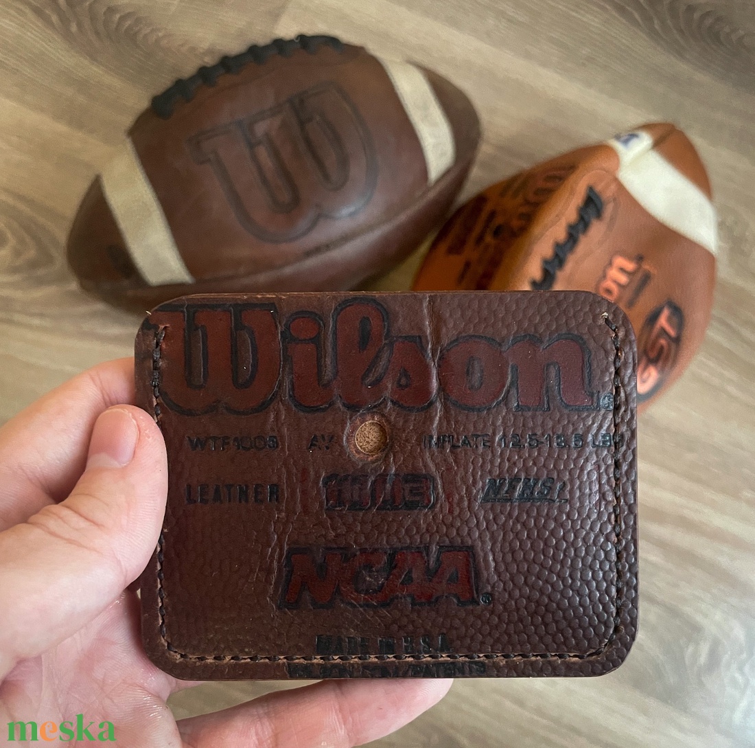 Amerikai foci kártyatartó - Wilson NFL - táska & tok - pénztárca & más tok - kártyatartó & irattartó - Meska.hu Amerikai foci kártyatartó - Wilson NFL - táska & tok - pénztárca & más tok - kártyatartó & irattartó - Meska.hu