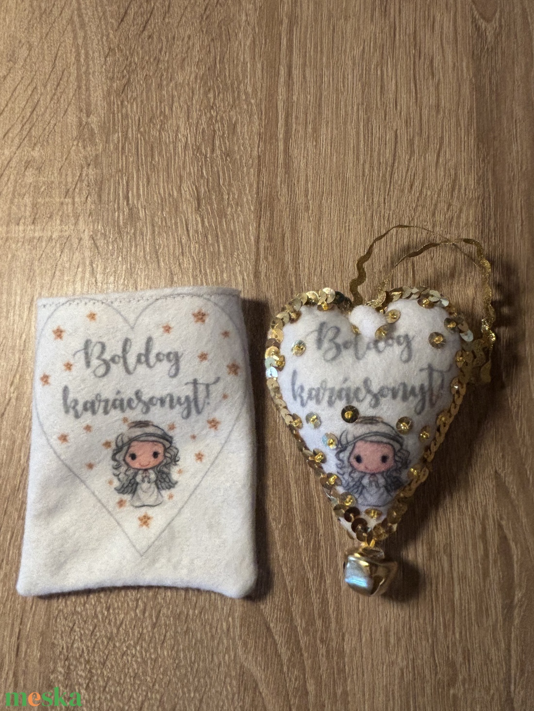 Angyalkás karácsonyfadísz - karácsony - karácsonyi lakásdekoráció - karácsonyfadíszek - Meska.hu