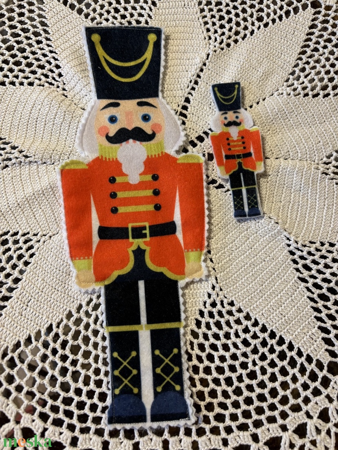 Diótörő könyvjelző - könyv & zene - könyvjelző - Meska.hu Diótörő könyvjelző - könyv & zene - könyvjelző - Meska.hu