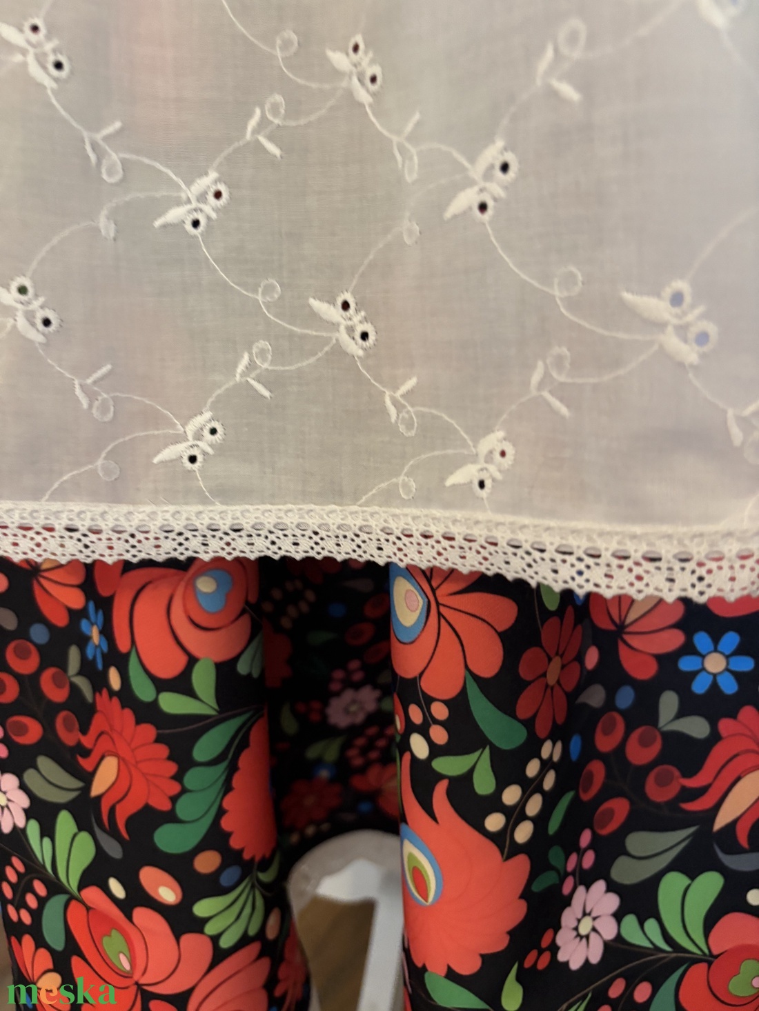 Madeira csipkés, néptáncos kötény, folklór, népviselet - otthon & életmód - konyhafelszerelés, tálalás - konyhai textil - kötény - Meska.hu