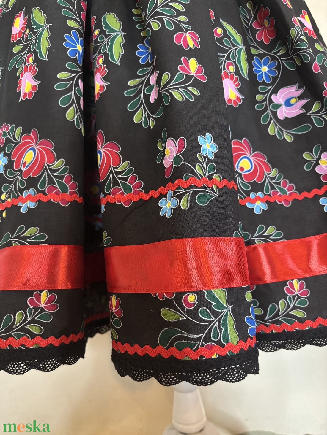 Matyó mintás néptáncos szoknya - ruha & divat - női ruha - szoknya - Meska.hu Matyó mintás néptáncos szoknya - ruha & divat - női ruha - szoknya - Meska.hu