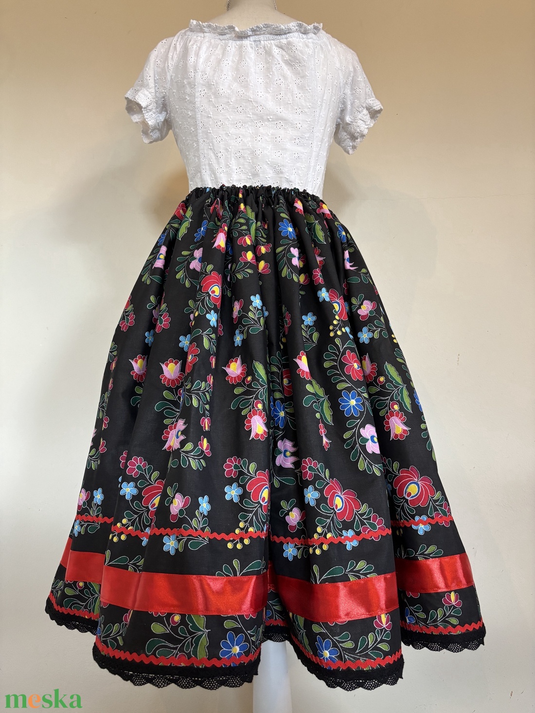Matyó mintás néptáncos szoknya - ruha & divat - női ruha - szoknya - Meska.hu Matyó mintás néptáncos szoknya - ruha & divat - női ruha - szoknya - Meska.hu