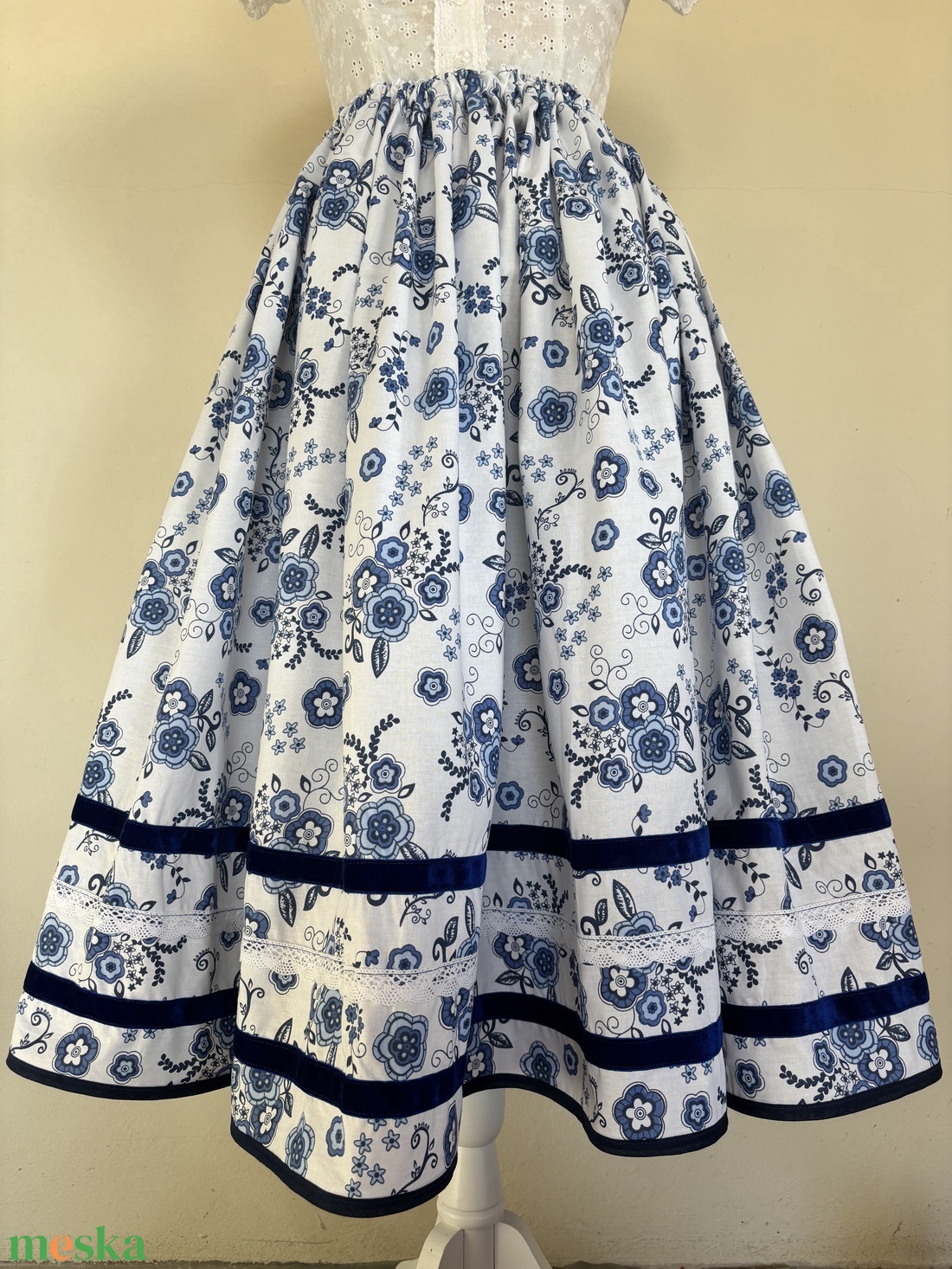 Néptáncos szoknya - ruha & divat - női ruha - szoknya - Meska.hu Néptáncos szoknya - ruha & divat - női ruha - szoknya - Meska.hu