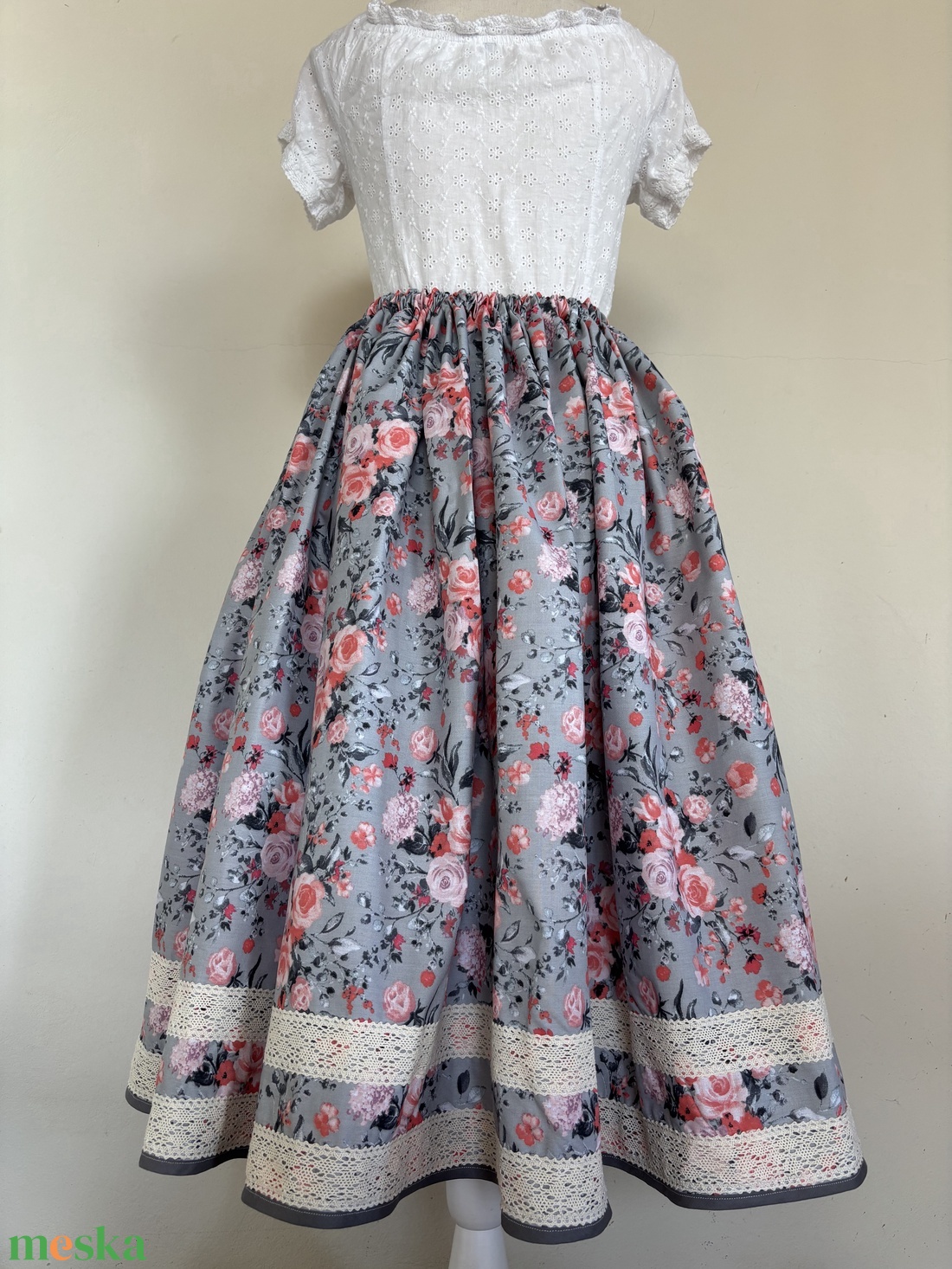 Néptáncos vintage szoknya - ruha & divat - női ruha - szoknya - Meska.hu Néptáncos vintage szoknya - ruha & divat - női ruha - szoknya - Meska.hu