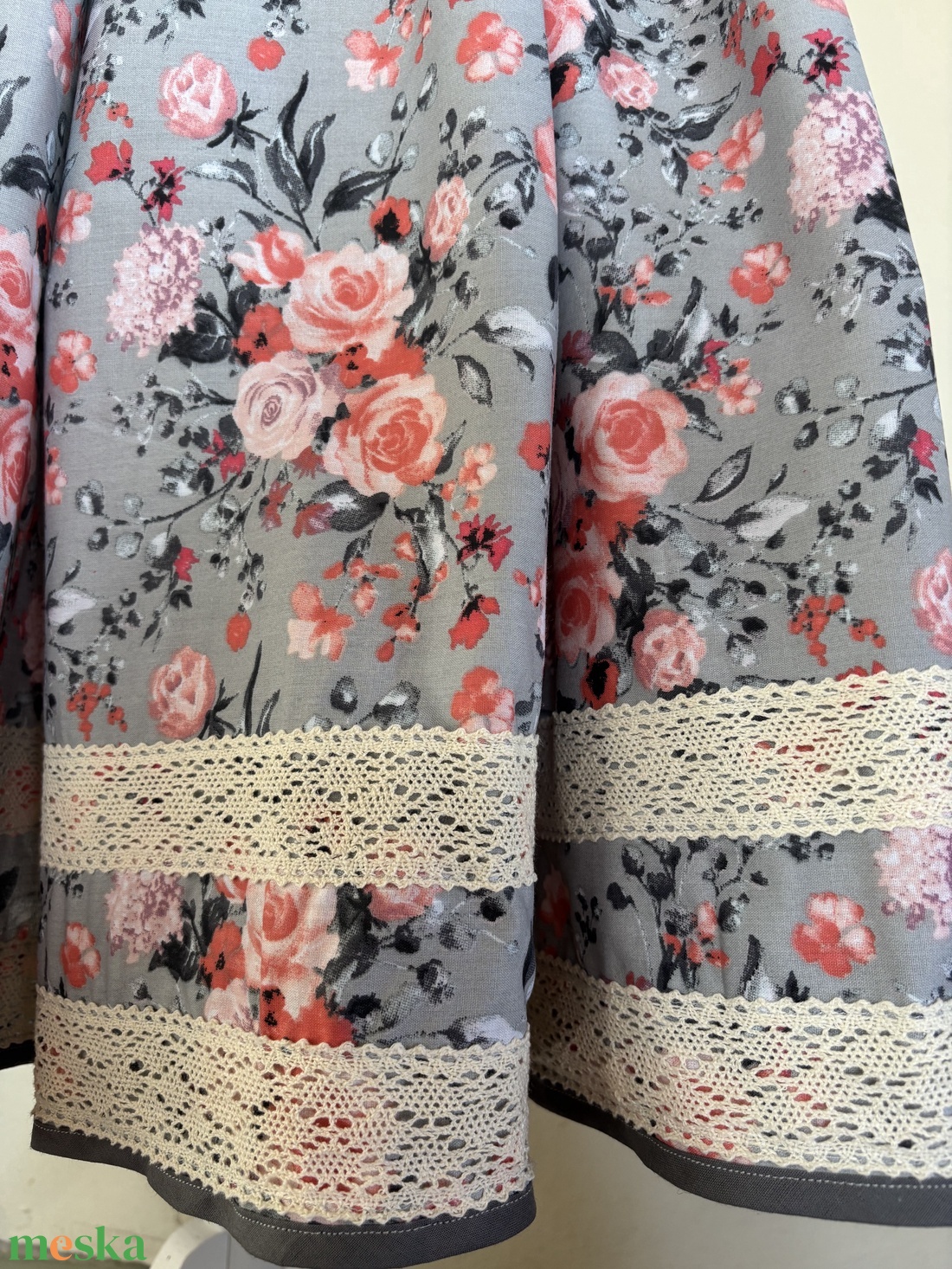 Néptáncos vintage szoknya - ruha & divat - női ruha - szoknya - Meska.hu Néptáncos vintage szoknya - ruha & divat - női ruha - szoknya - Meska.hu