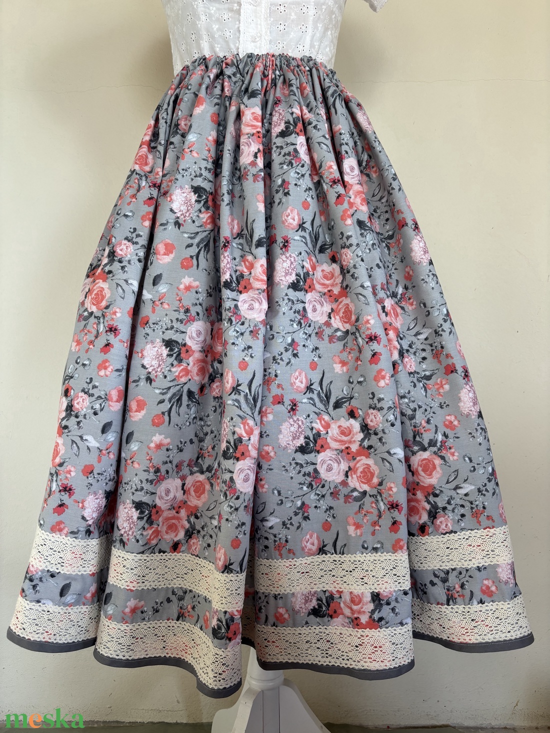 Néptáncos vintage szoknya - ruha & divat - női ruha - szoknya - Meska.hu Néptáncos vintage szoknya - ruha & divat - női ruha - szoknya - Meska.hu