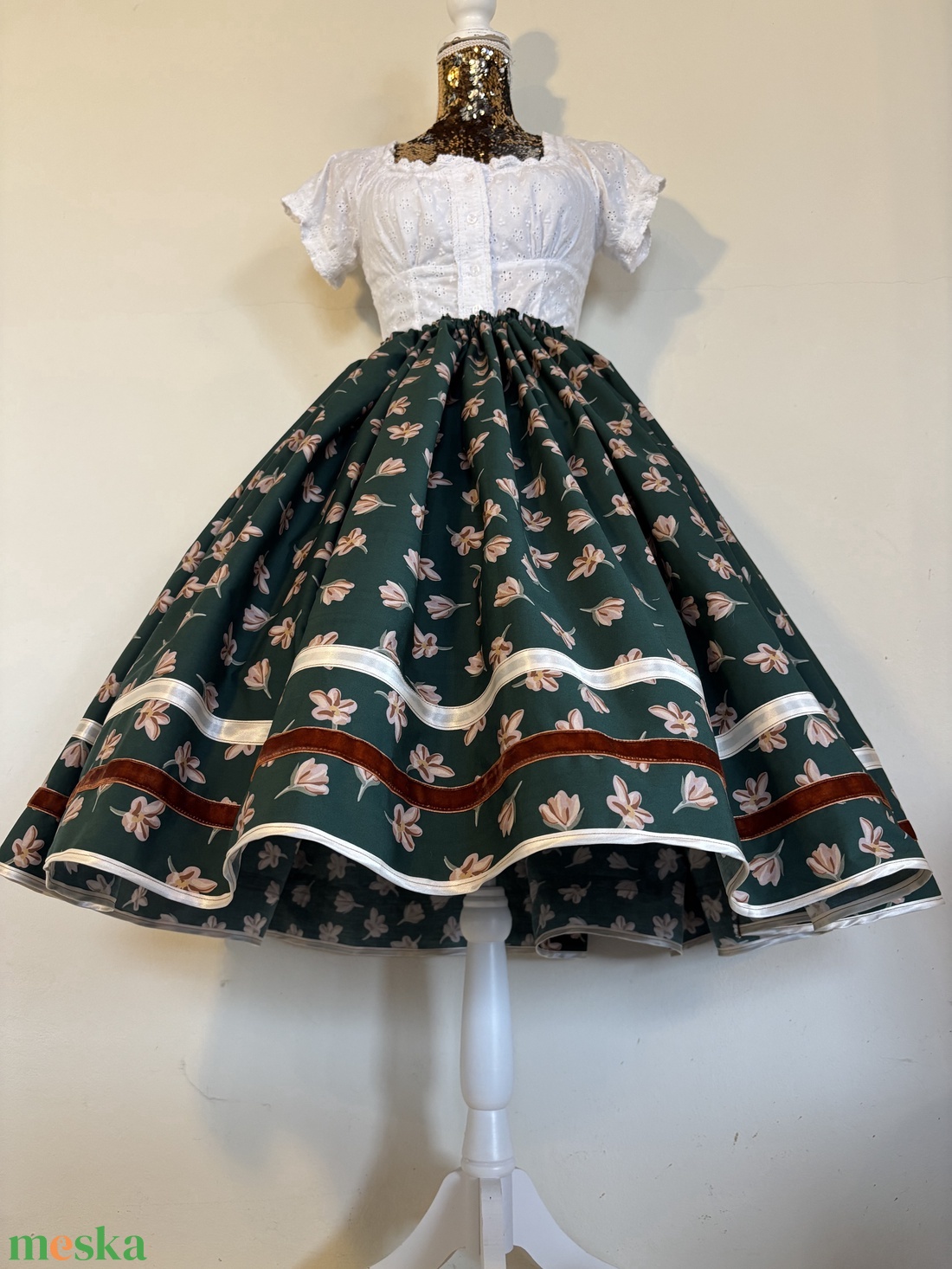 Rózsalonc mintás néptáncos , folklór szoknya - ruha & divat - női ruha - szoknya - Meska.hu