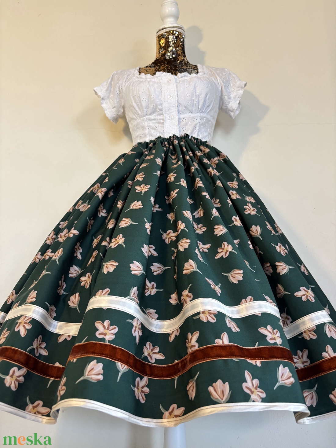 Rózsalonc mintás néptáncos , folklór szoknya - ruha & divat - női ruha - szoknya - Meska.hu