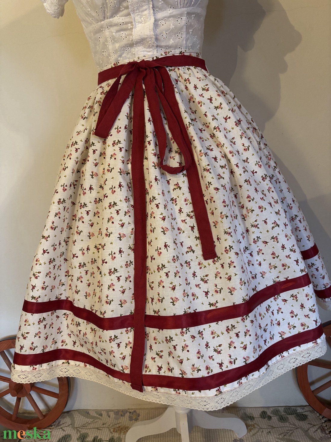 Néptáncos folklórszoknya  - ruha & divat - női ruha - szoknya - Meska.hu