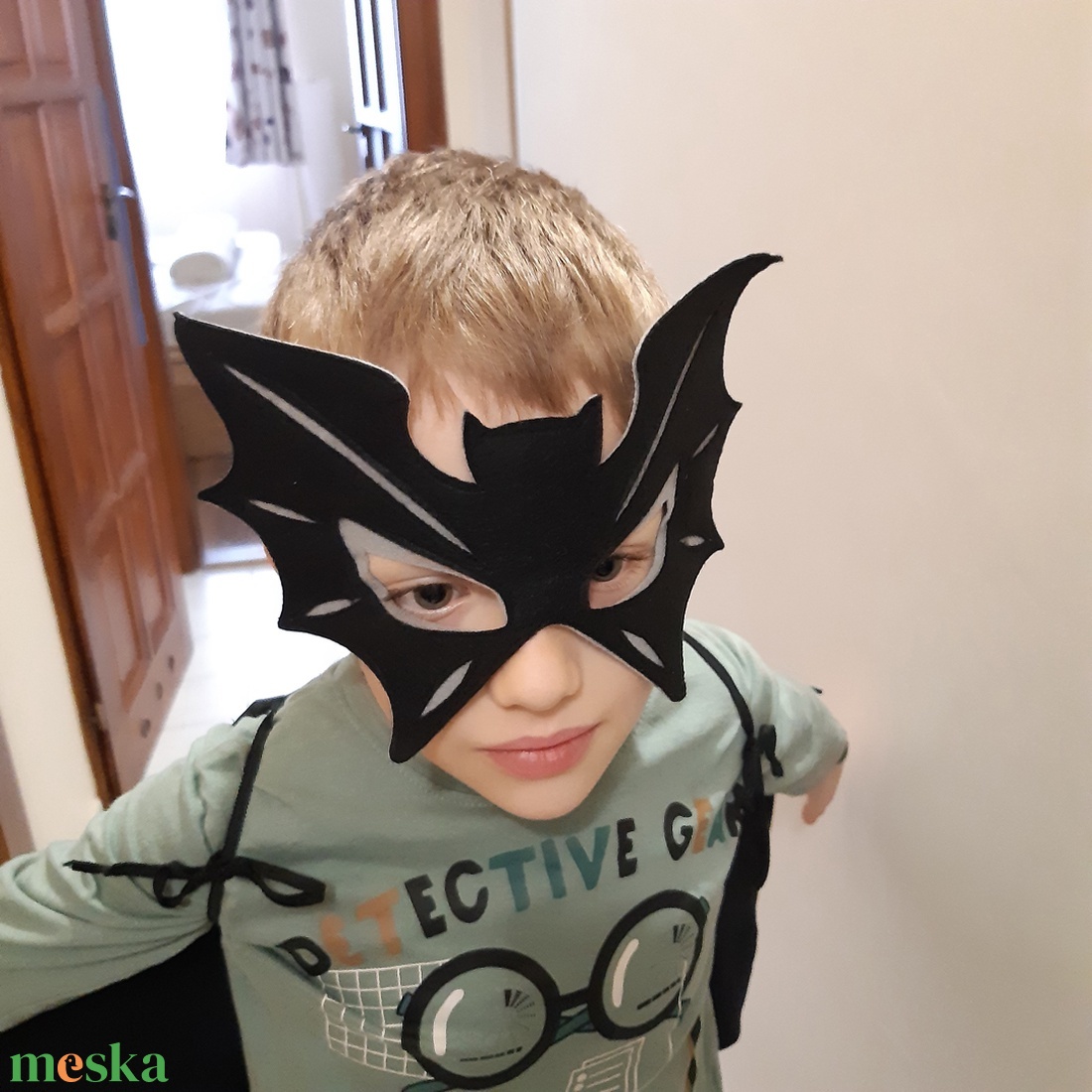 Denevér álarc Halloweenre, farsangra vagy szerepjátékhoz - játék & sport - szerepjáték - Meska.hu Denevér álarc Halloweenre, farsangra vagy szerepjátékhoz - játék & sport - szerepjáték - Meska.hu