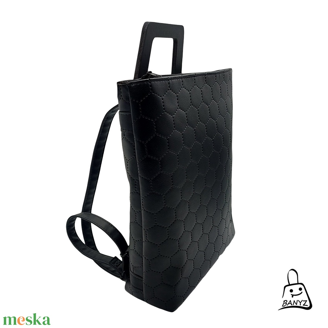 Steppelt fekete hátitáska � A4-es méretű, jól pakolható, kézműves táska  - táska & tok - hátizsák - hátizsák - Meska.hu