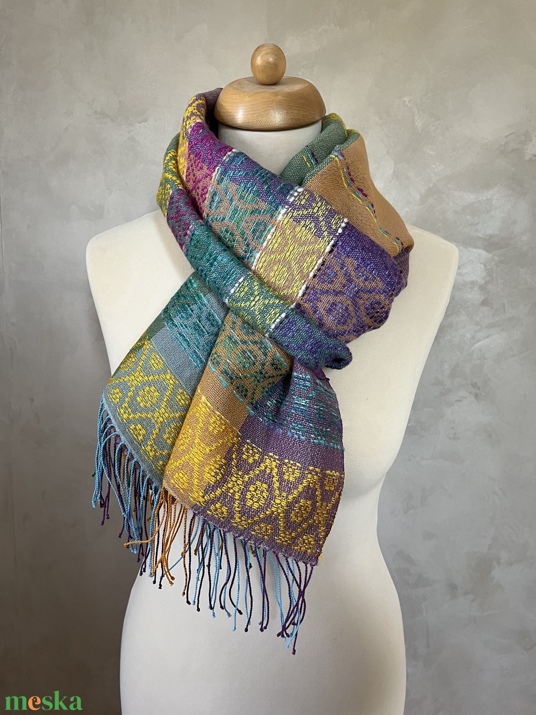 Kézzel szőtt gyapjú és selyem sál - Holi - ruha & divat - sál, sapka, kendő - sál - Meska.hu