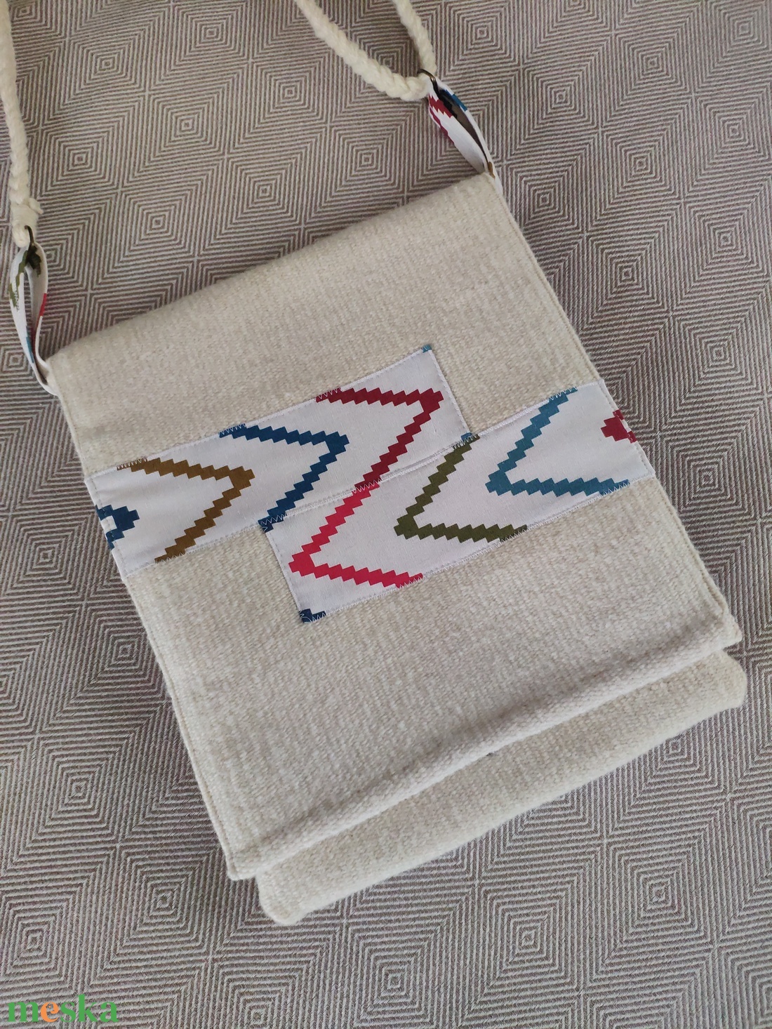 'KILIM LIGHTS' kézzel szőtt nagyméretű gyapjú táska/tarisznya - táska & tok - kézitáska & válltáska - tarisznya - Meska.hu 'KILIM LIGHTS' kézzel szőtt nagyméretű gyapjú táska/tarisznya - táska & tok - kézitáska & válltáska - tarisznya - Meska.hu